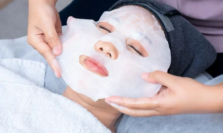 Facial Jadi Tren: Gaya Hidup Wanita Yang Peduli Kesehatan Kulit