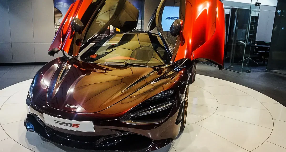 McLaren 720S: Supercar Kelas Dunia Dengan Teknologi Terkini
