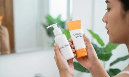 Skincare Pagi: Mana Dulu, Moisturizer Atau Sunscreen?