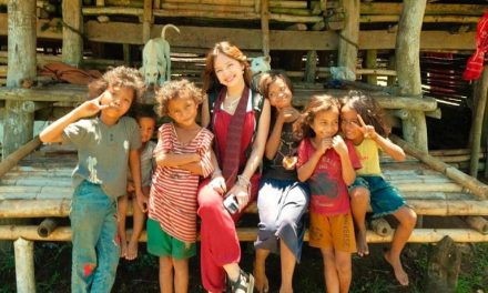 Menyingkap Pesona Kampung Adat Sumba Dengan Bella Graceva