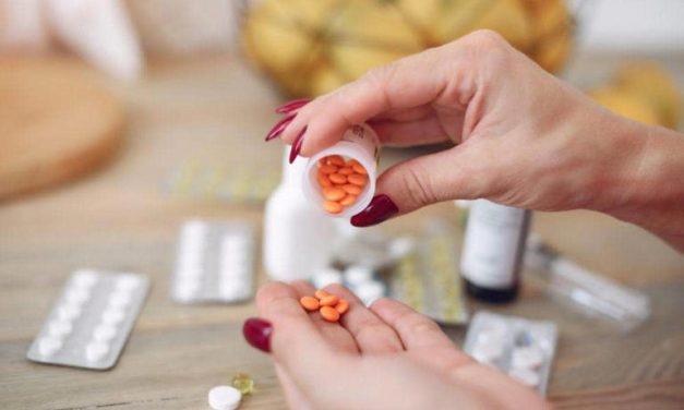 Mitos Atau Fakta: Setelah Minum Obat Tidak Boleh Minum Susu?