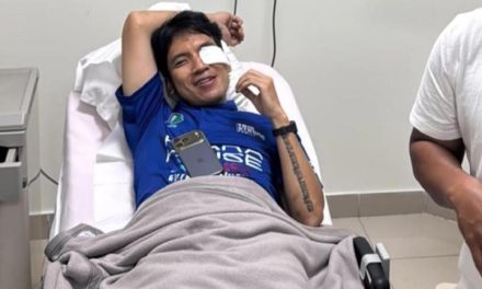 Insiden Tak Terduga! Desta Alami Cedera Mata Saat Tanding Padel