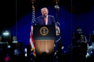 Trump Tetapkan Tarif Baru, Nasib Ekspor Indonesia Jadi Sorotan