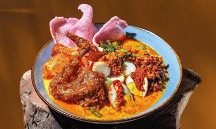 Lontong Padang Sidempuan, Kuliner Berkuah Santan