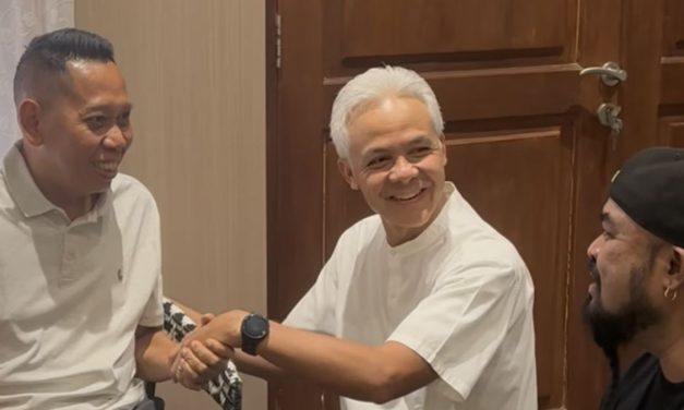 Nostalgia Video Lawas! Ganjar Pranowo Jenguk Tukul Arwana