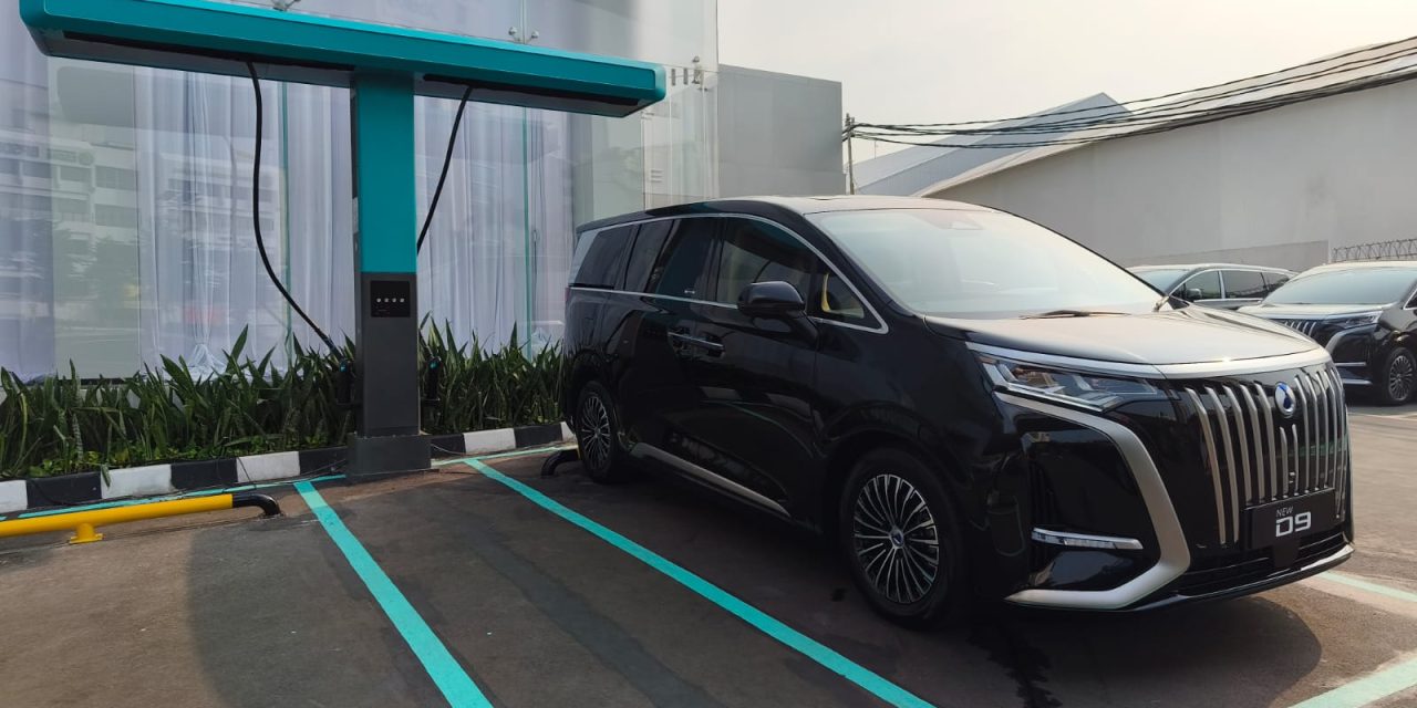 Siap Makin Praktis! BYD Kenalkan Teknologi Ngecas 9 Menit