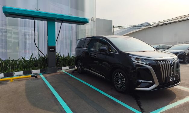 Siap Makin Praktis! BYD Kenalkan Teknologi Ngecas 9 Menit